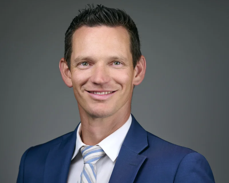 Professional corporate headshot Blue Dot Wealth Management Chandler Arizona by Marie Feutrier